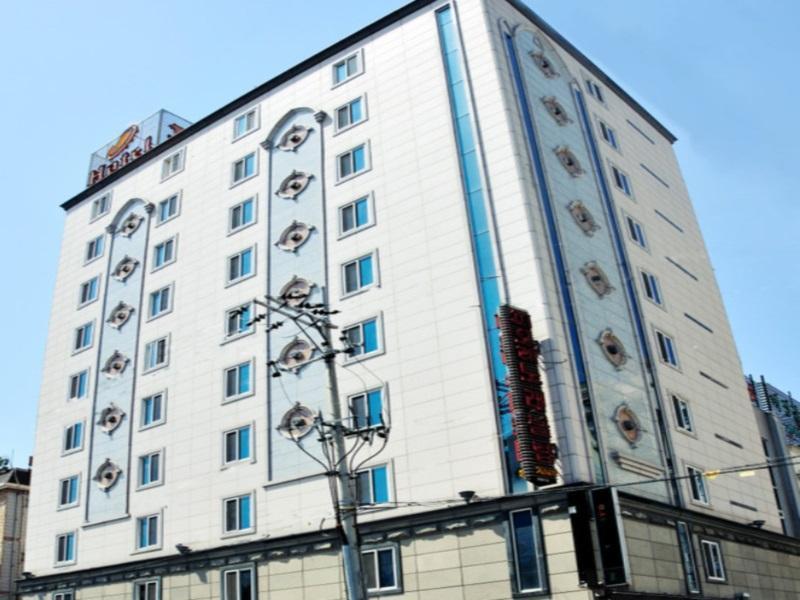 Fiore Hotel Gumi Bagian luar foto