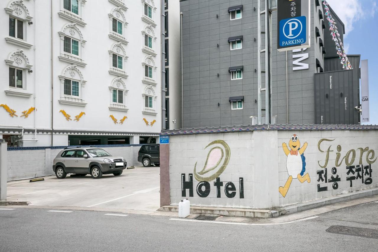 Fiore Hotel Gumi Bagian luar foto