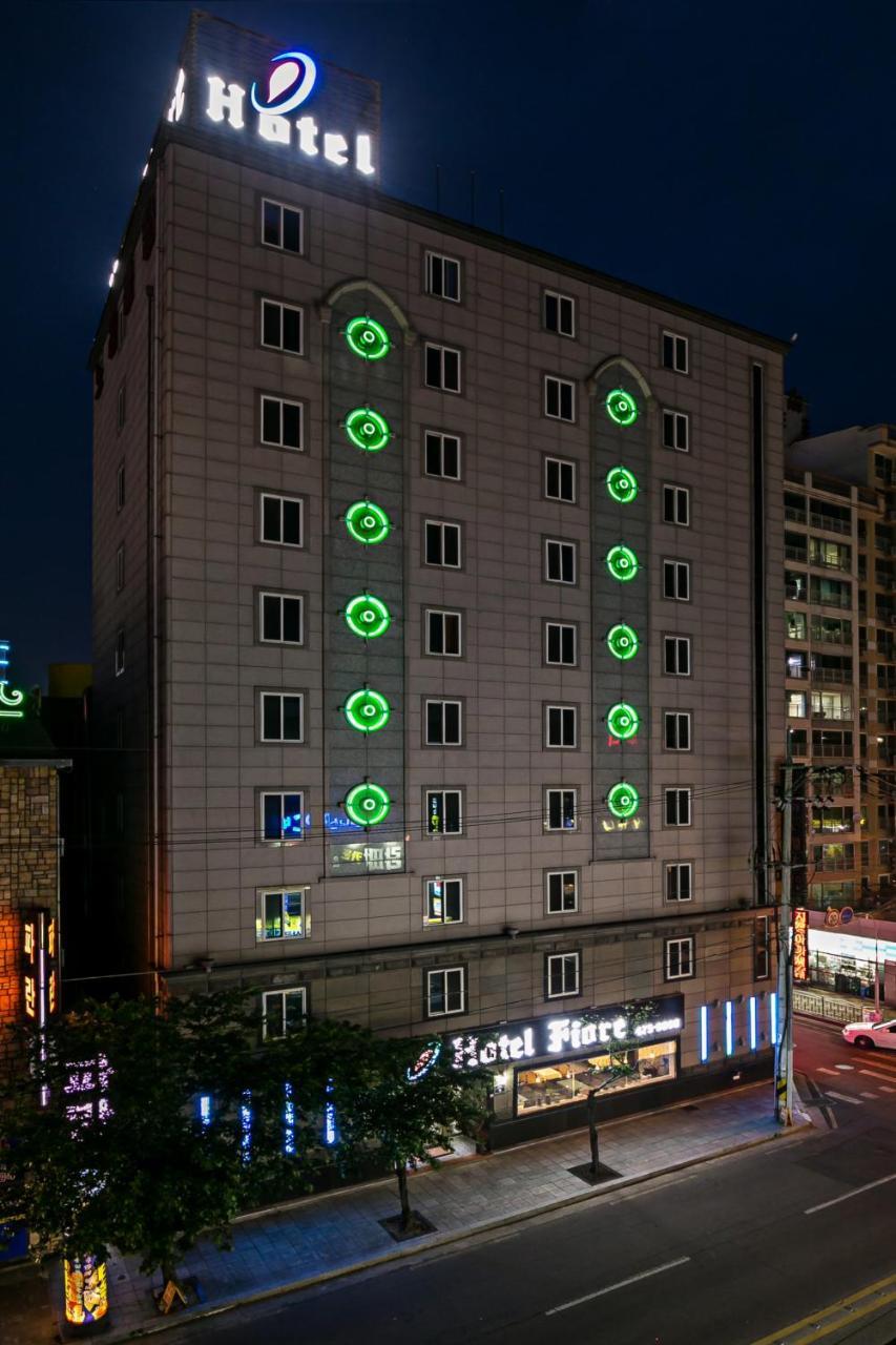 Fiore Hotel Gumi Bagian luar foto